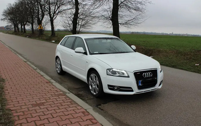 audi Audi A3 cena 28900 przebieg: 200000, rok produkcji 2009 z Czarna Woda